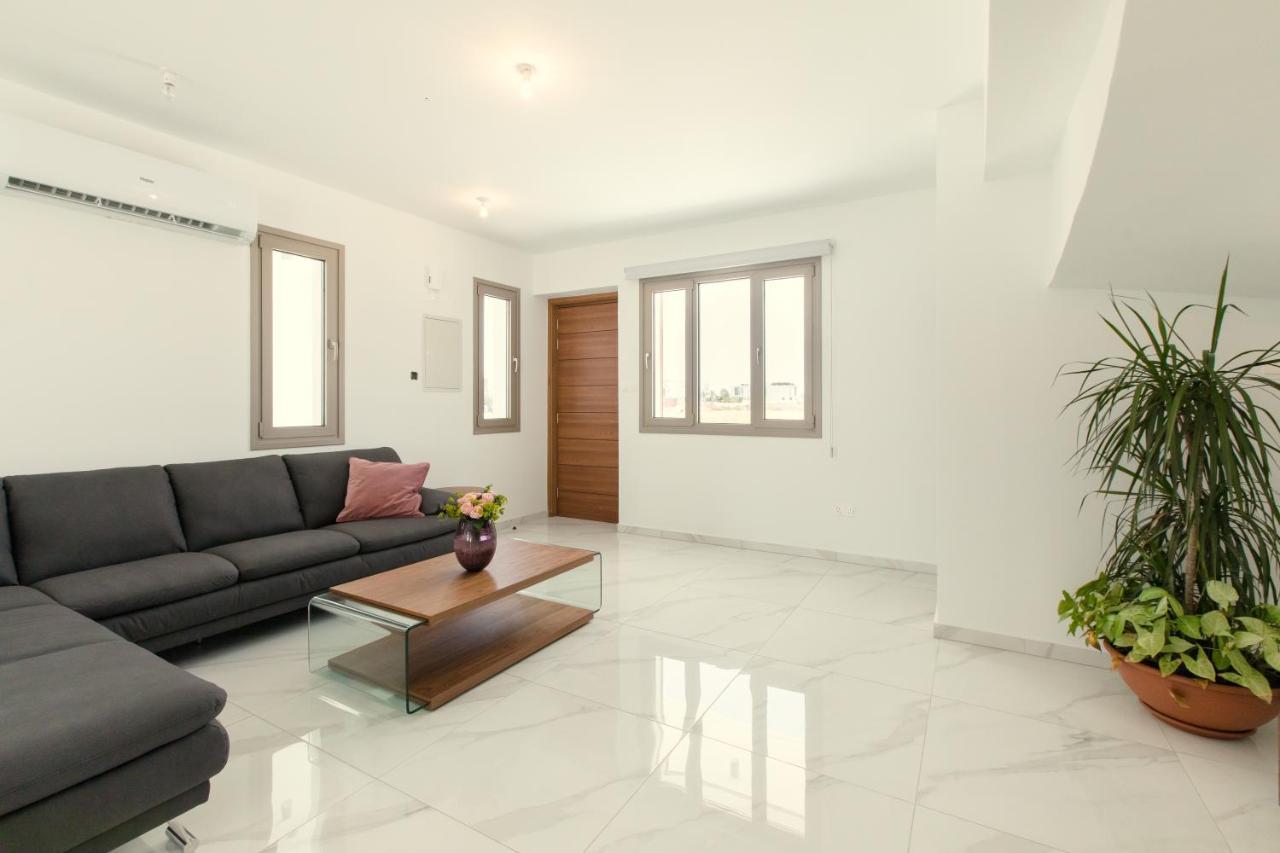 Livadhia Palm Tree Villas المظهر الخارجي الصورة