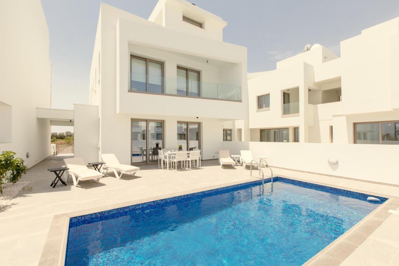 Livadhia Palm Tree Villas المظهر الخارجي الصورة