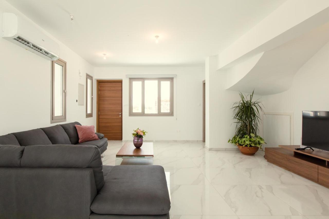 Livadhia Palm Tree Villas المظهر الخارجي الصورة