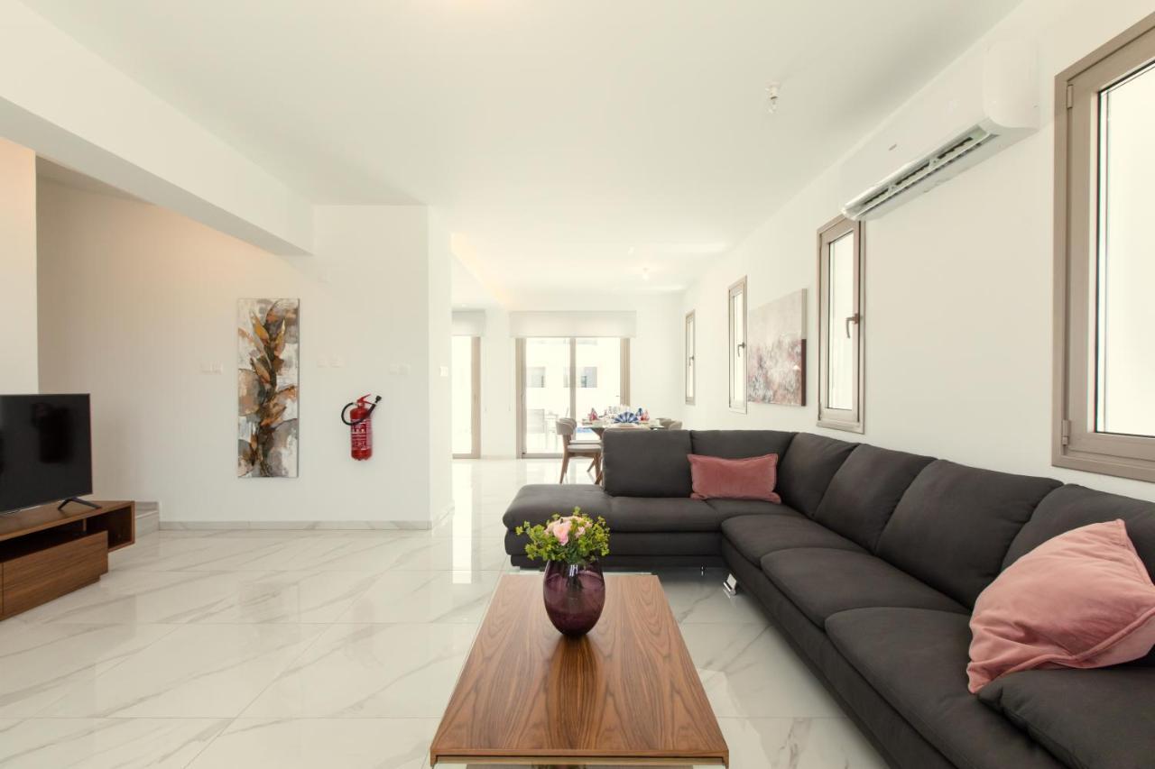 Livadhia Palm Tree Villas المظهر الخارجي الصورة