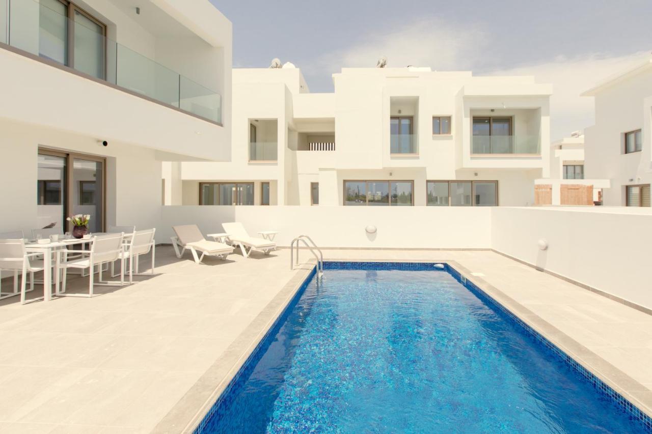 Livadhia Palm Tree Villas المظهر الخارجي الصورة